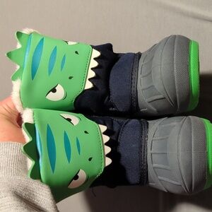 Cat & Jack 8T Snow Boots